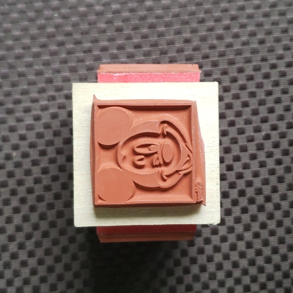 Mickey Faces Rubber Stamper Cube•4 Images On 1 Block•Rubber Stampede•Walt Disney - Picture 7 of 9